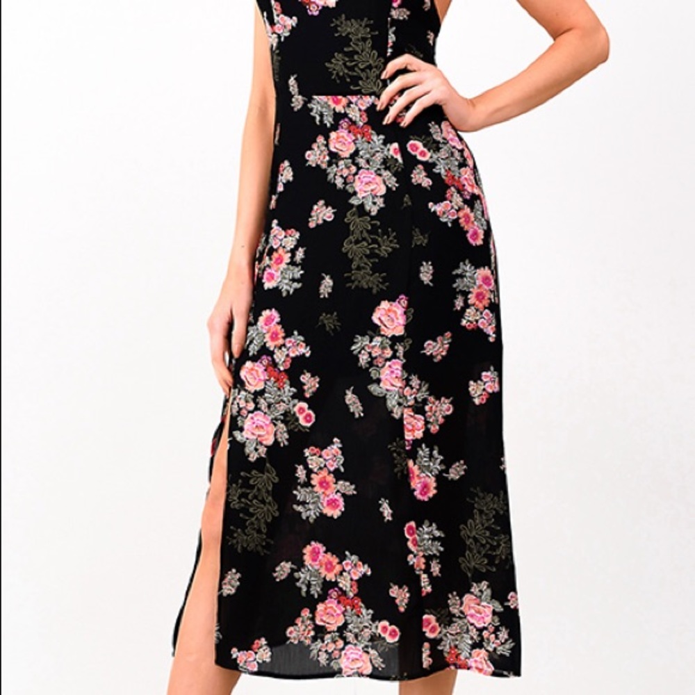 Black Floral Boho Midi Dress - Picture 4 of 5